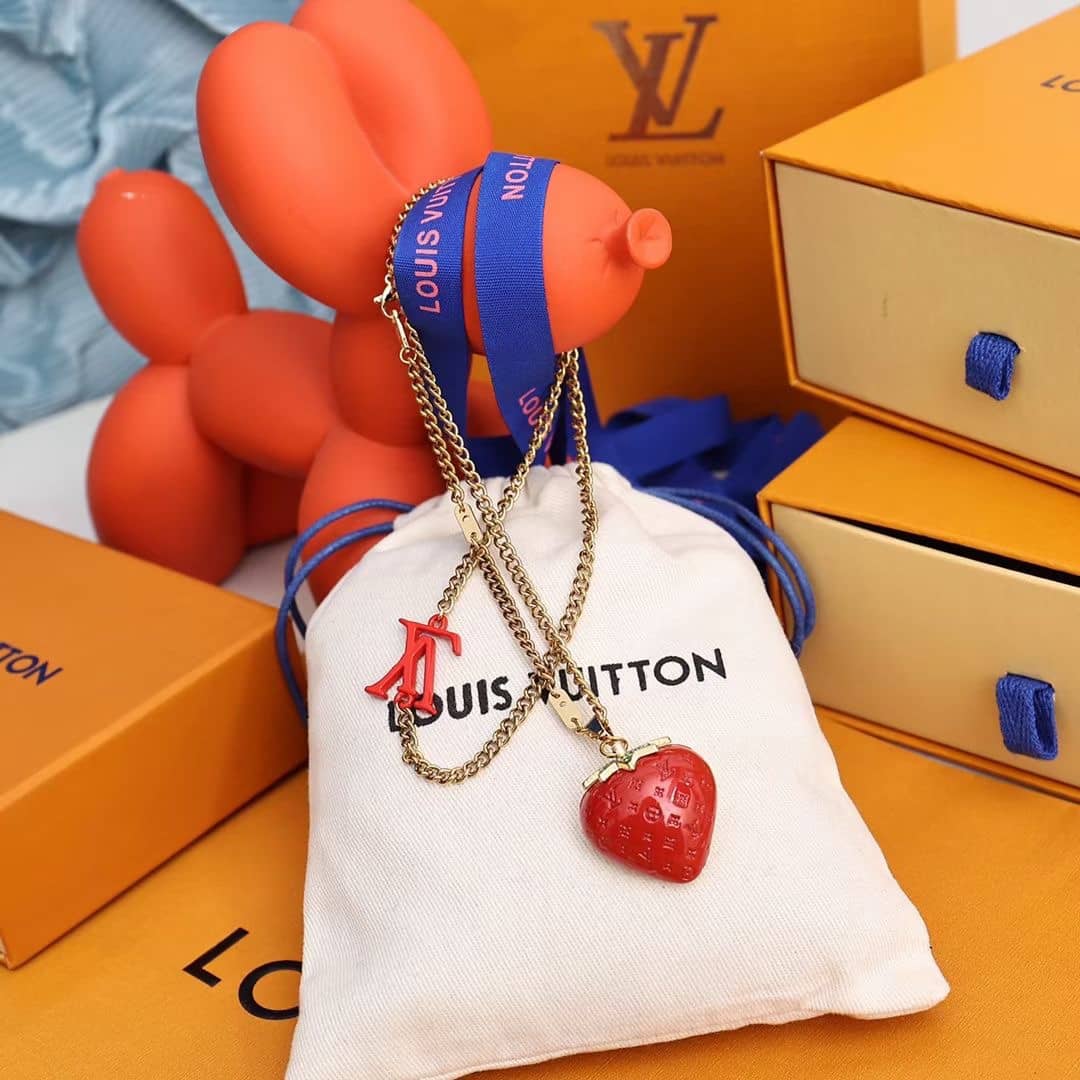 7 Star L0vis Vvtt0n Necklace