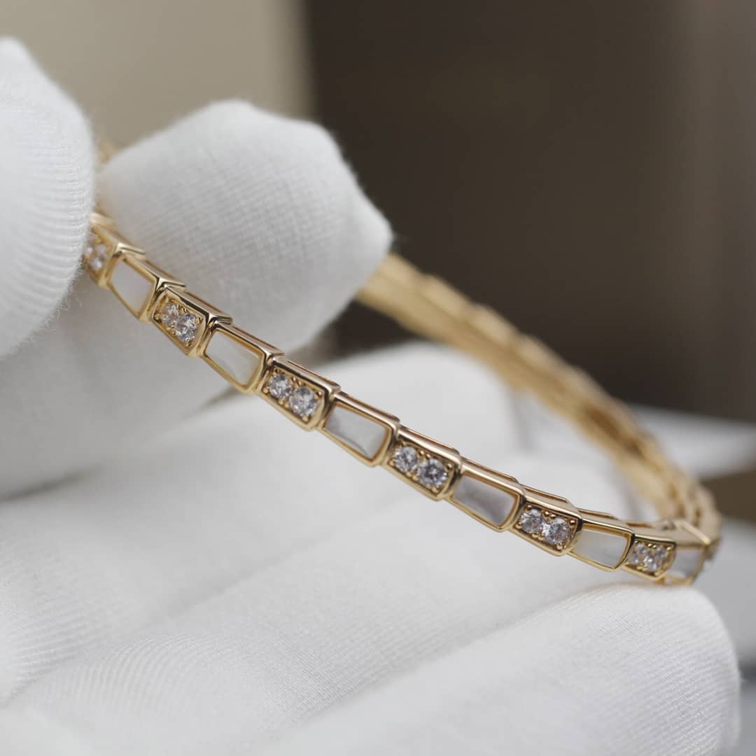 Fake Bv1g*ai Logo Bracelet