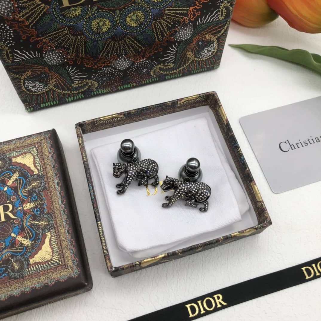 Cheap Chr1st1an D10r Earring