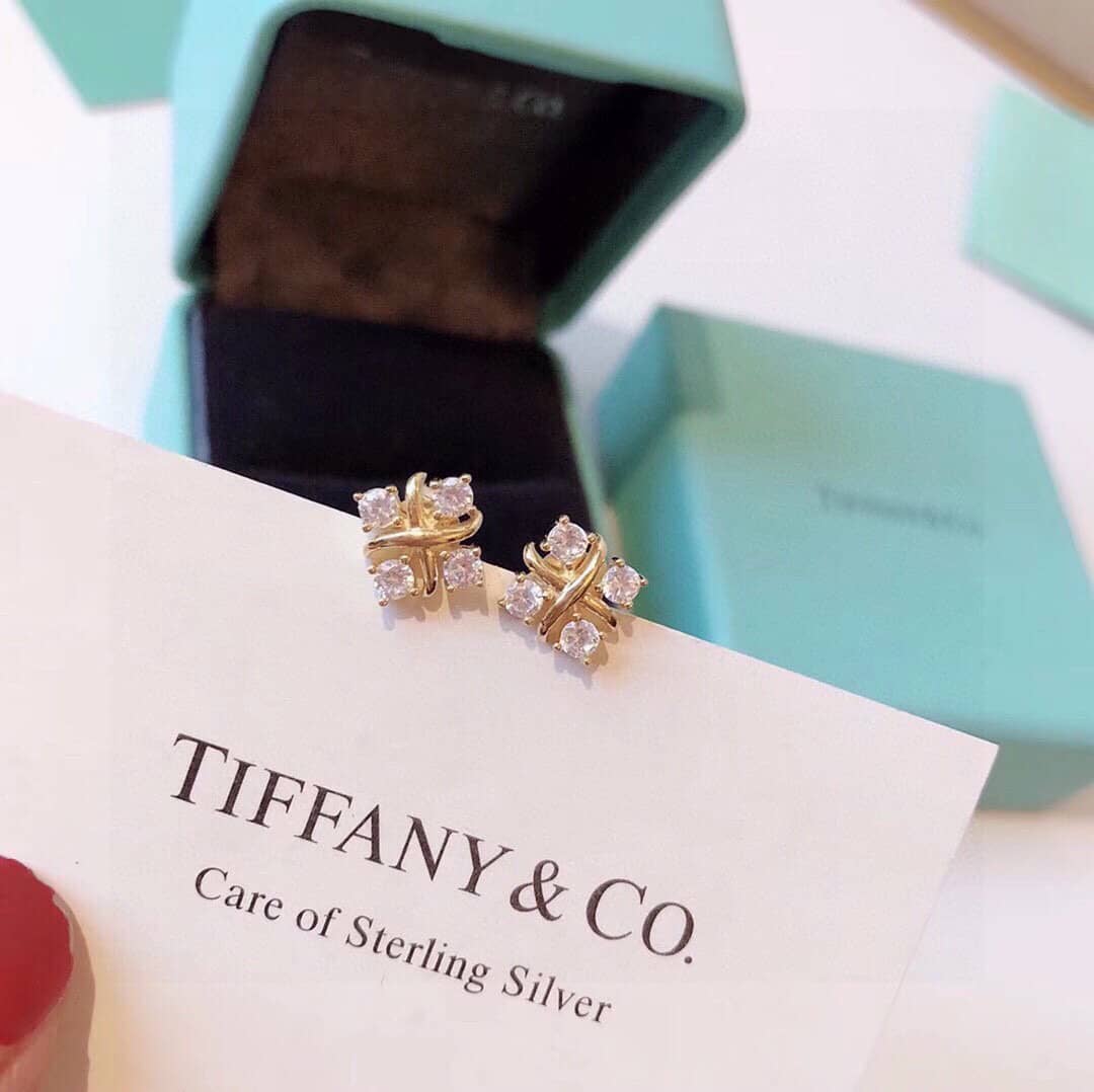 T*f*ny Earring For Sale