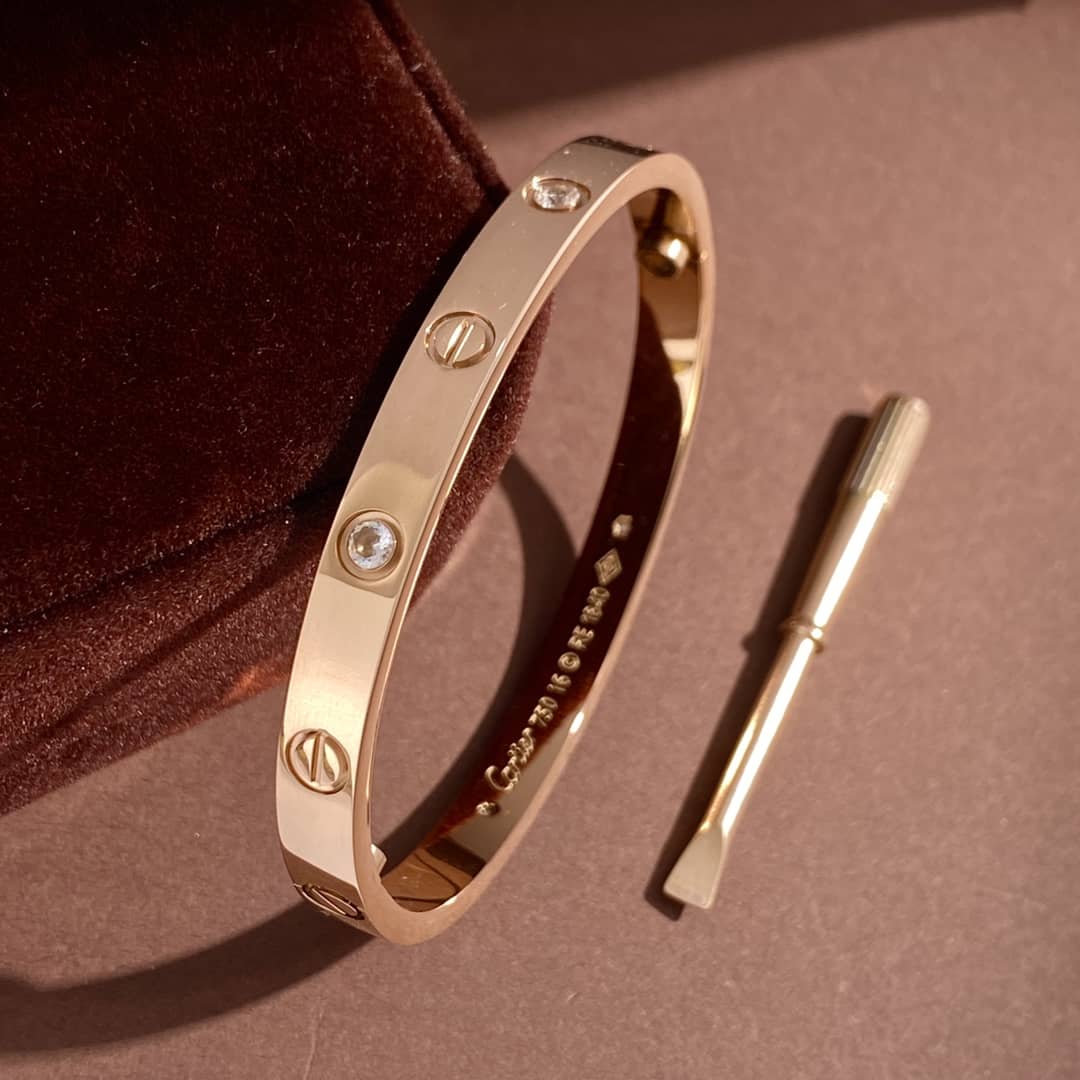 Ca*t1er Bracelet Dupe