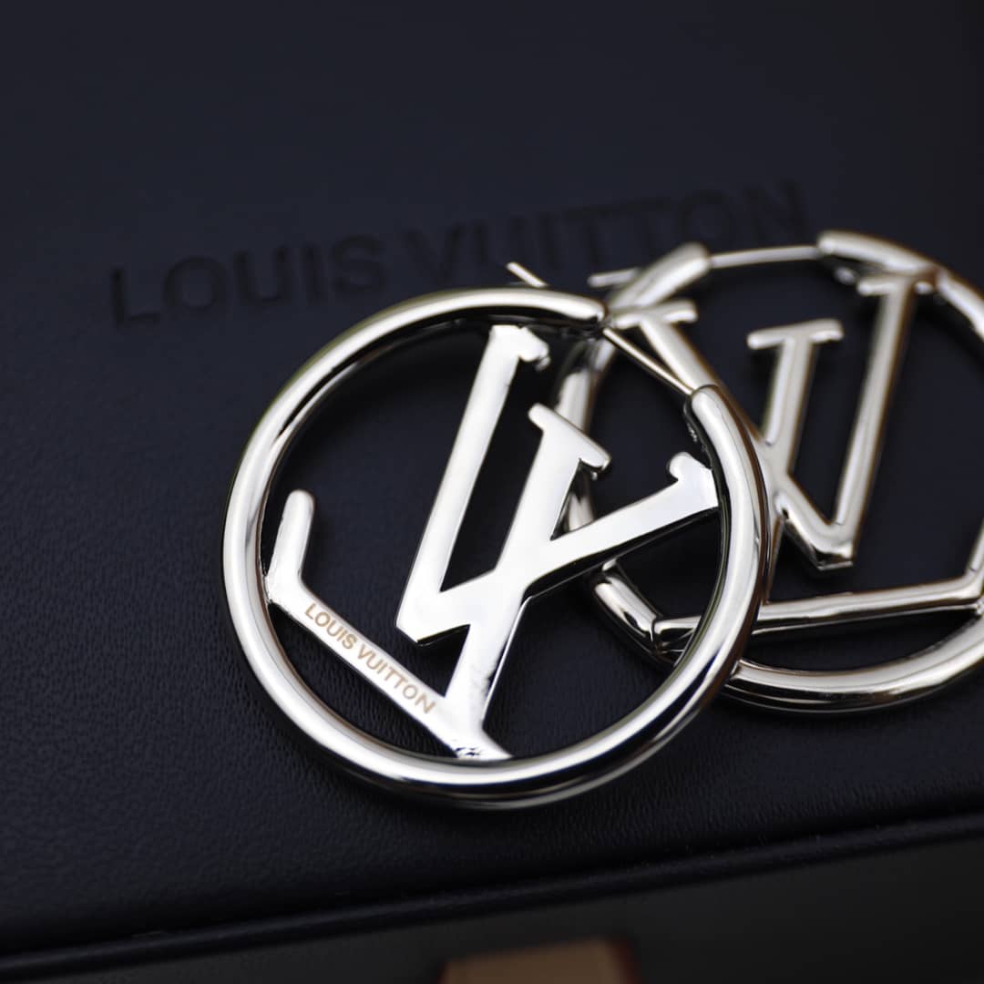 L0vis Vvtt0n Earring First Copy