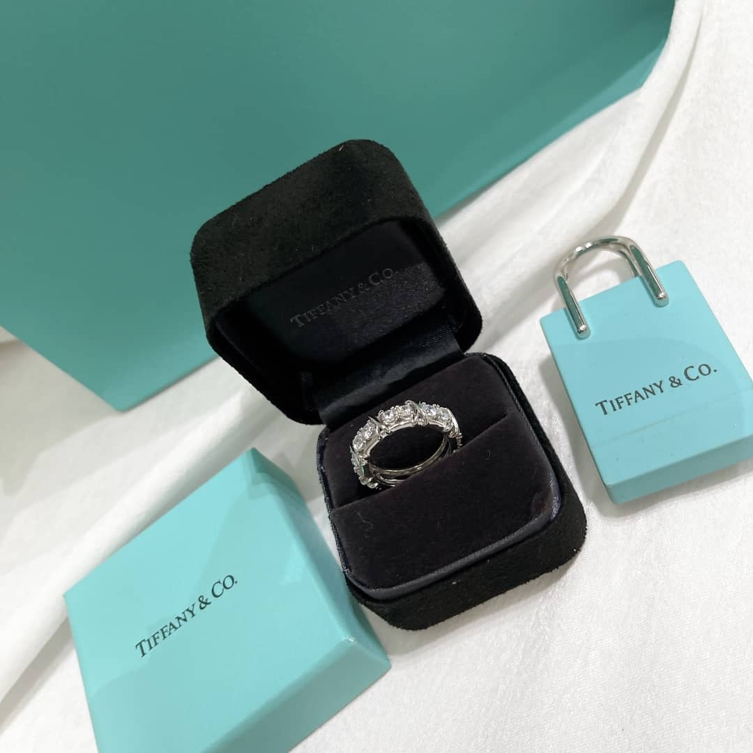 Replica T*f*ny Ring