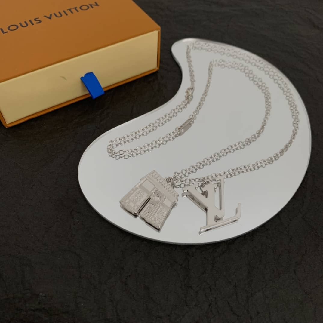 Best L0vis Vvtt0n Classic Necklace