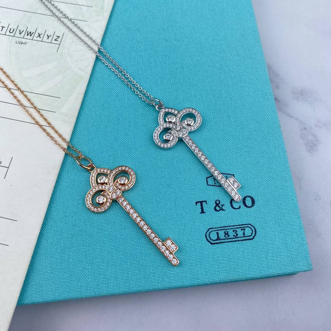 T*f*ny Necklace First Copy