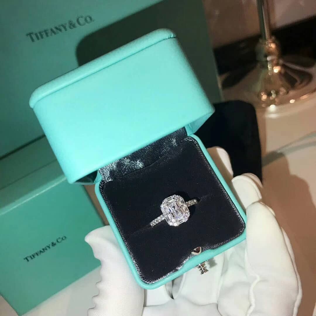 Fake T*f*ny Logo Ring