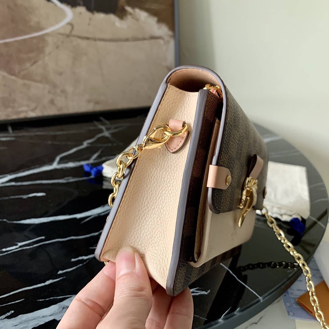 Best Replica L0vis Vvtt0n Vavin Chain Wallet Damier Ebene Replica Bag N60237(ColaReps)