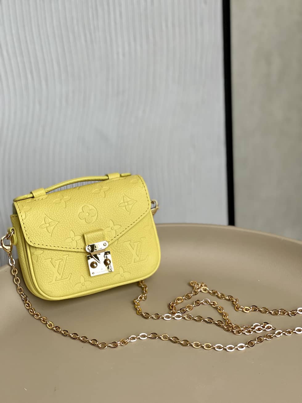 L0vis Vvtt0n Micro Mtis Monogram Empreinte Yellow M81407 Replica Crossbody Bag