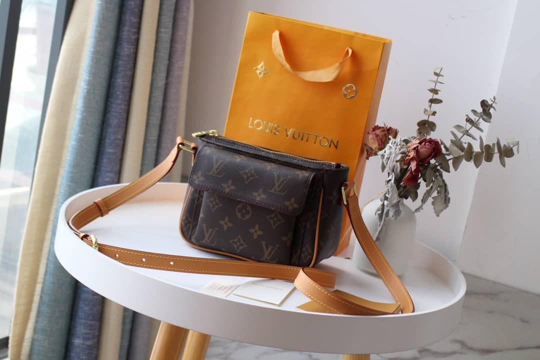 L0vis Vvtt0n Monogram Viva Cite PM Replica Shoulder Bag M51165