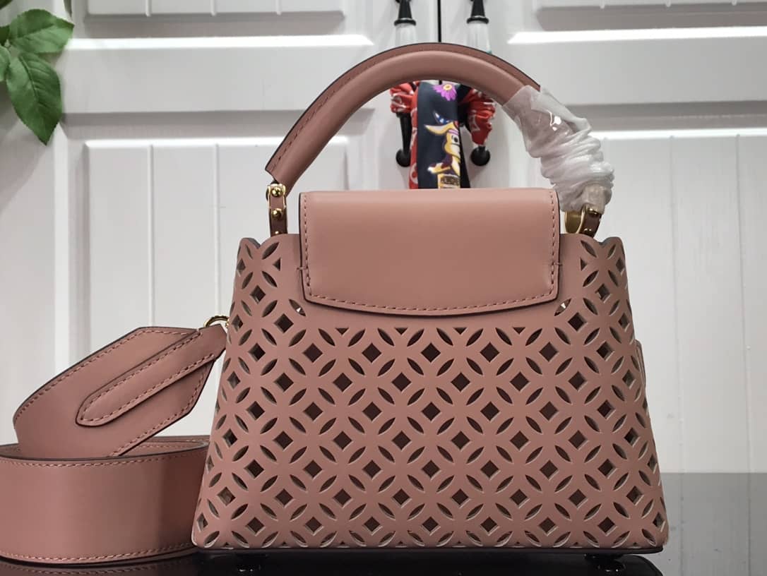 L0vis Vvtt0n Capucines BB Cutout Leather Bag Replica Pink M57228