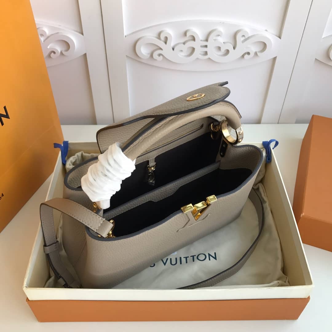 L0vis Vvtt0n Capucines MM Taurillon Leather Tote Replica Gray M94428