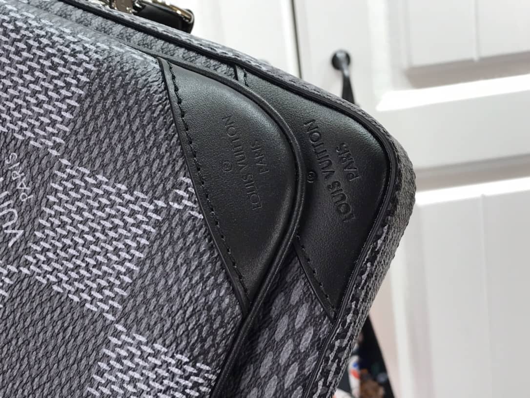 L0vis Vvtt0n Virgil Abloh Trio Multi Messenger Bag Replica Gray M69443