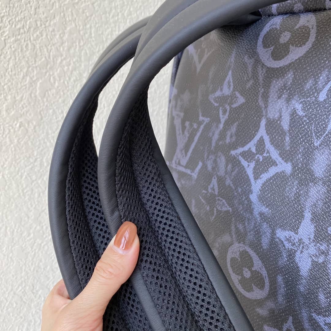 L0vis Vvtt0n Monogram Discovery PM Replica Backpack M57274
