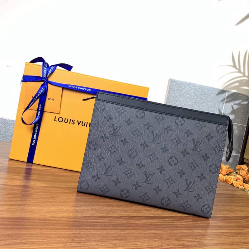 L0vis Vvtt0n Monogram Eclipse Reverse Replica Pochette Voyage M69535