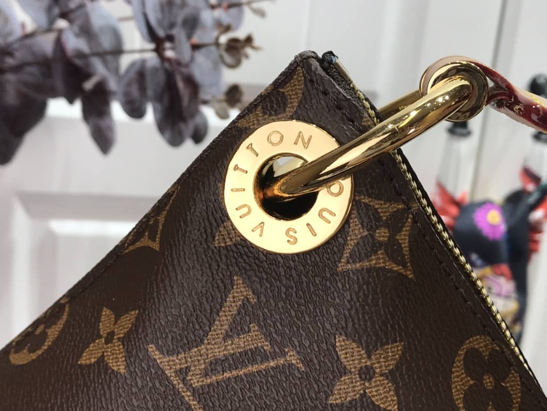 L0vis Vvtt0n Berri PM Monogram Canvas Shoulder Bag Replica M41623
