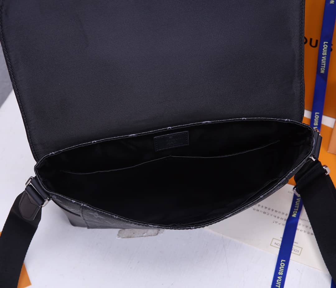 L0vis Vvtt0n PM Explorer Monogram Eclipse Canvas Messenger Bag Replica M40565