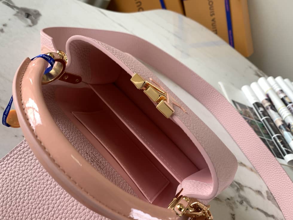 L0vis Vvtt0n Capucines Mini Tote M80239 Replica Crossbody Bag