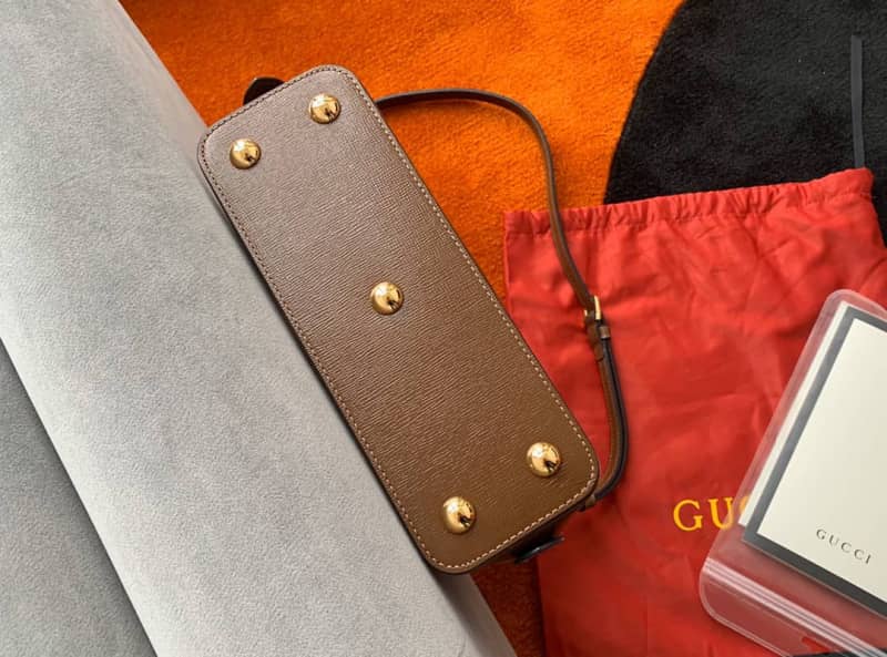 Gvc*1 Horsebit 1955 Small GG Svp*me Grainy Leather Handle Bag Replica 621220