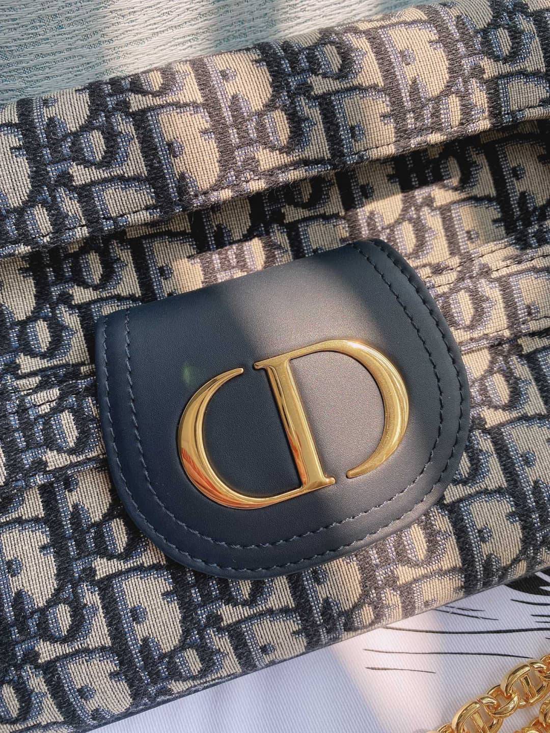 Chr1st1an D10r Replica Clutch