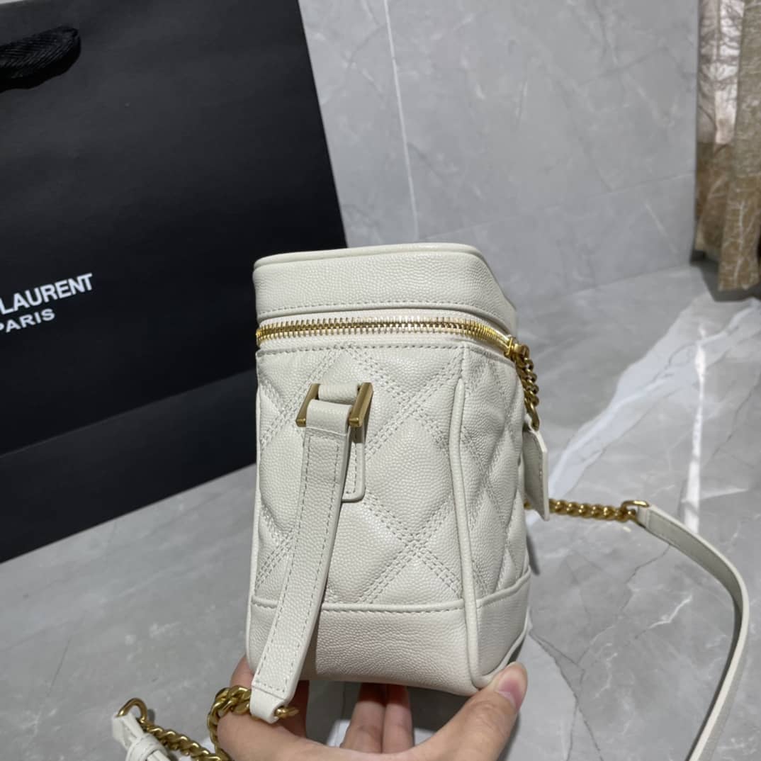 Y51 Replica 80s Carré-Quilted Vanity Replica Bag