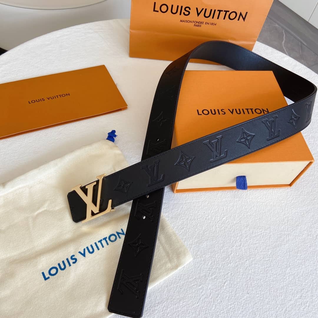 Replica L0vis Vvtt0n Buckle Belt Sale