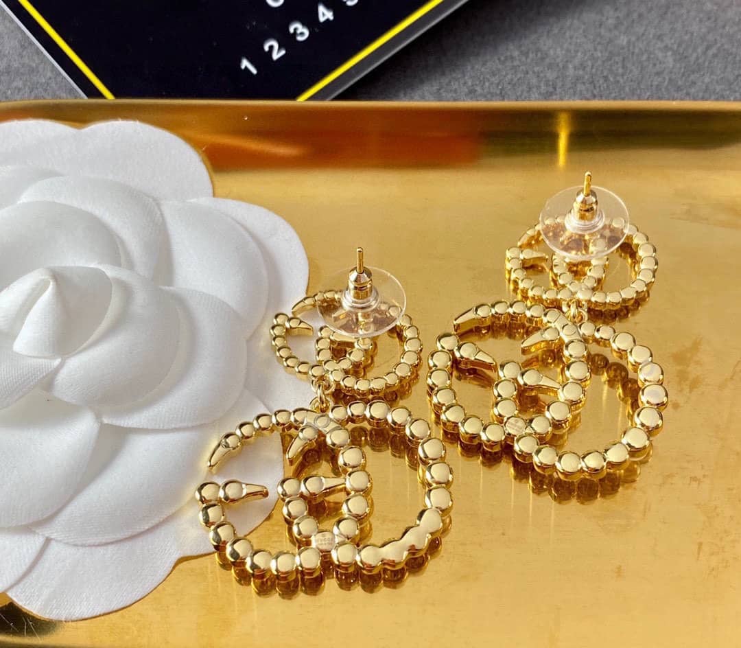 Gvc*1 Earring For Sale