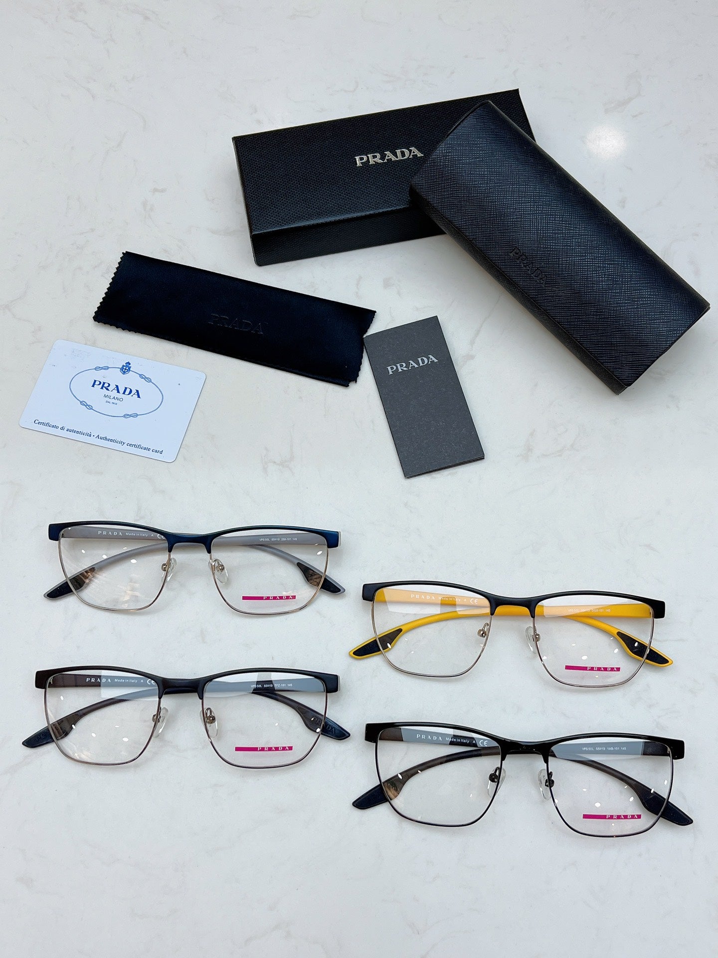 Pra*a Glasses