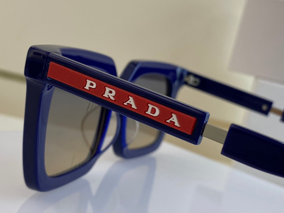 Pra*a sunglasses
