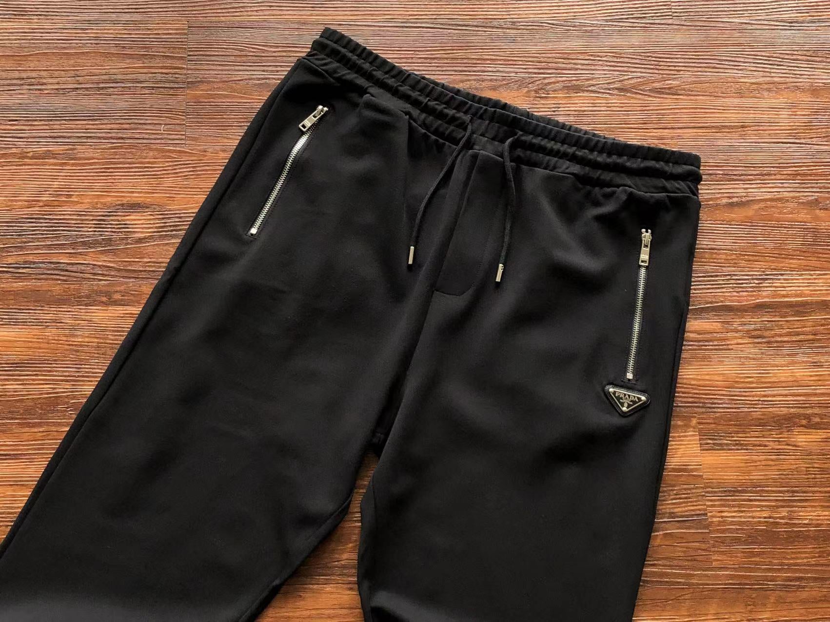 Pra*a Sweatpants