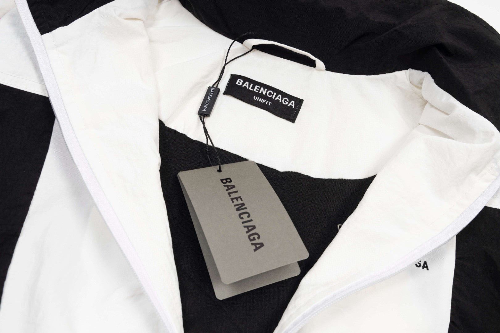 Ba1en*iaga Jacket