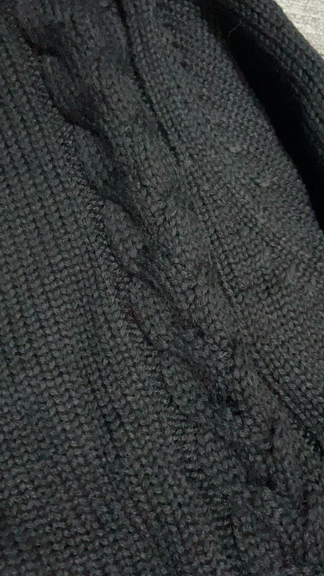 Gvc*1 Cardigan