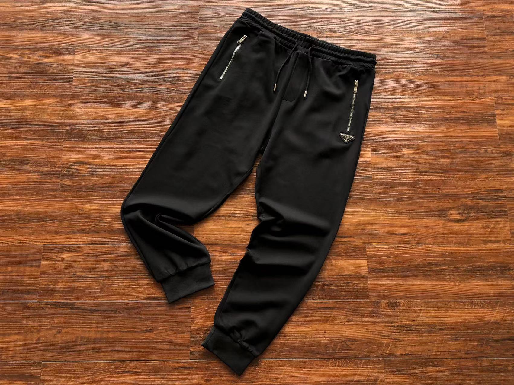 Pra*a Sweatpants