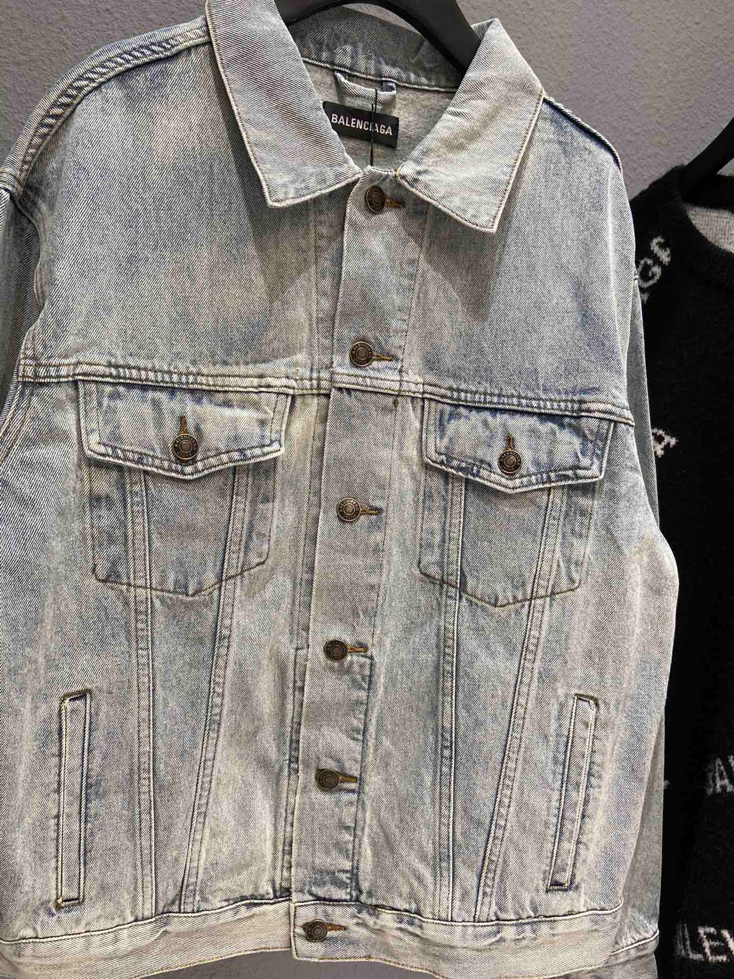 Ba1en*iaga Jacket