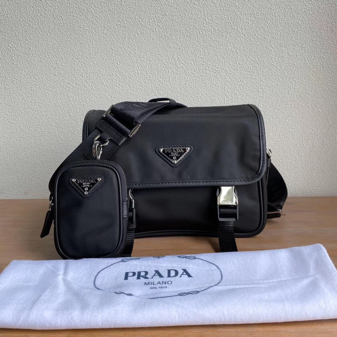 Pra*a Bag Dupe