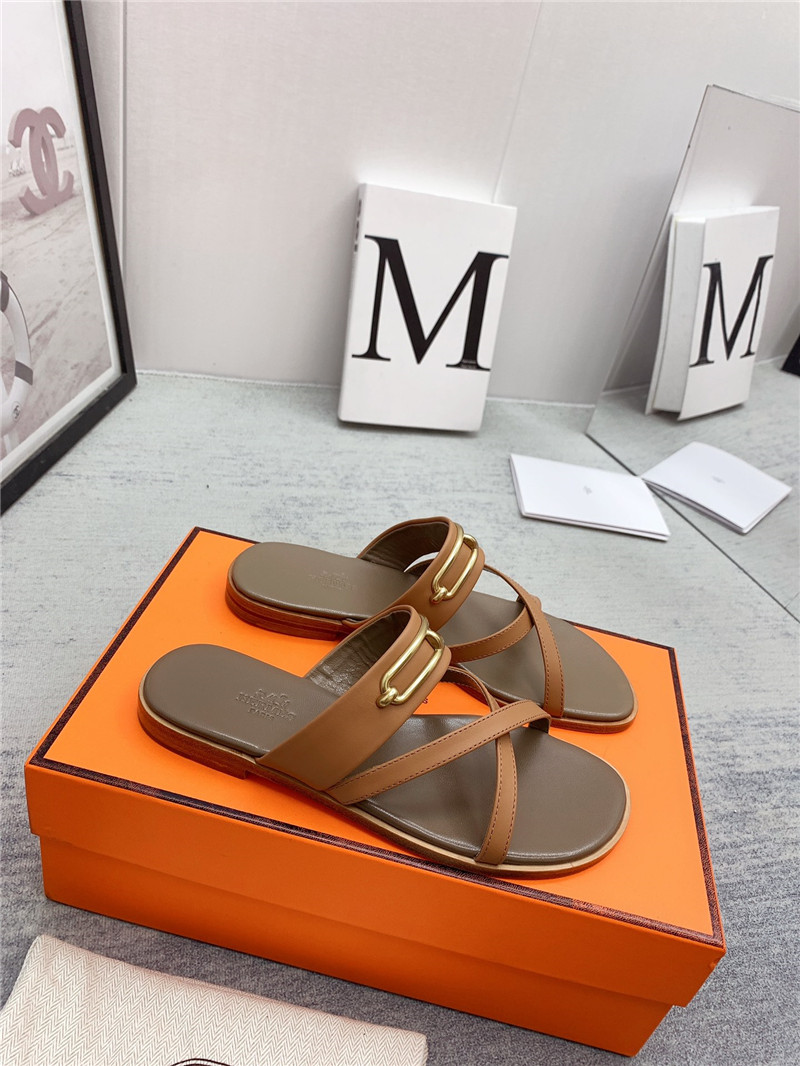 H**me5 flat slippers