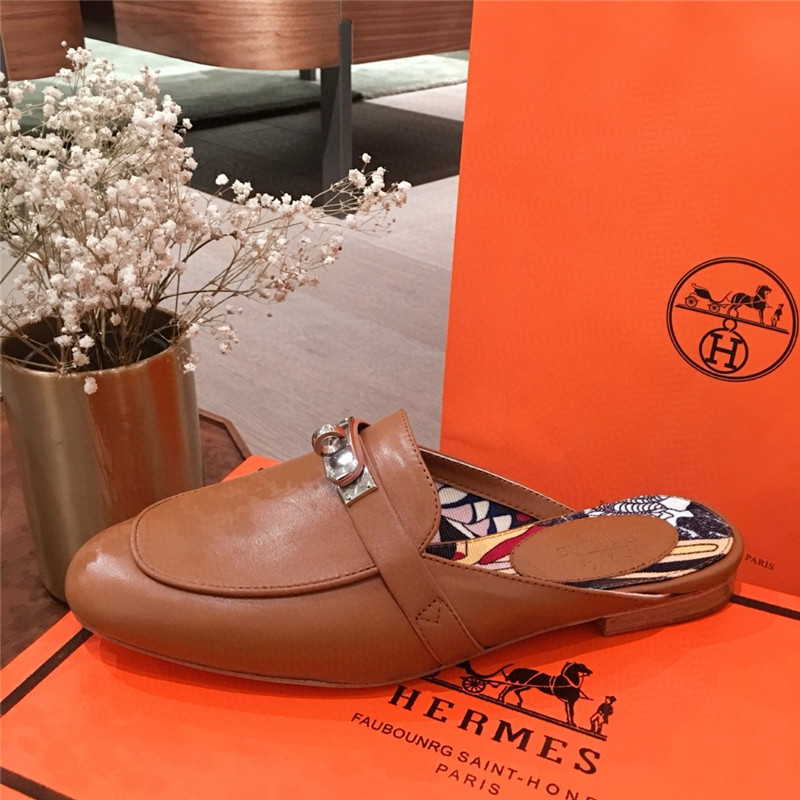 H**me5 Kelly Buckle Half Slip Shoes