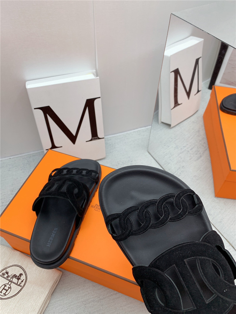 H**me5 couple shoes