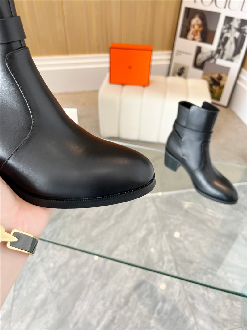 H**me5 Kelly Buckle Rider Boots