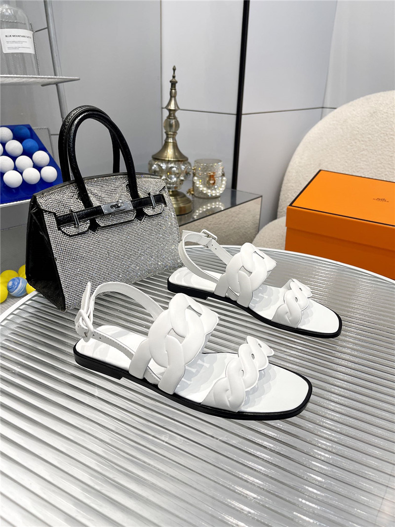 H**me5 pig nose sandals