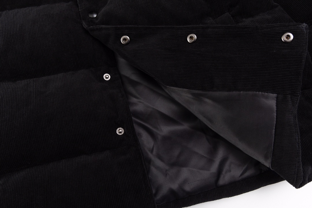 Pra*a Jacket